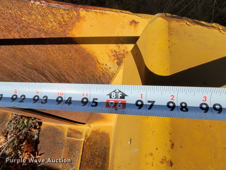 image for item KB9928 1983 Reynolds 10C  scraper