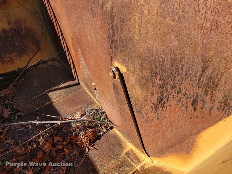 image for item KB9928 1983 Reynolds 10C  scraper