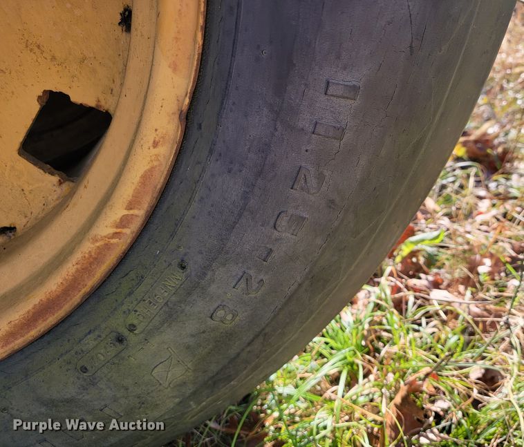 image for item KB9928 1983 Reynolds 10C  scraper