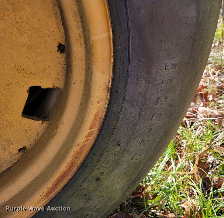 image for item KB9928 1983 Reynolds 10C  scraper