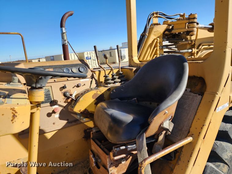 image for item KC9411 1985 Caterpillar 613C  elevating scraper