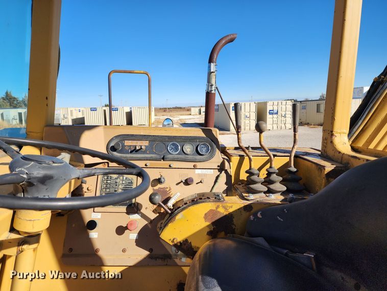 image for item KC9411 1985 Caterpillar 613C  elevating scraper