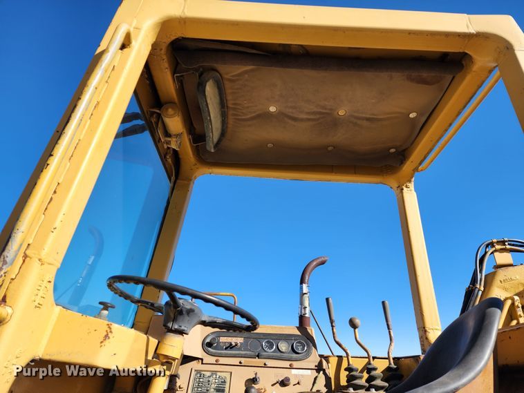 image for item KC9411 1985 Caterpillar 613C  elevating scraper