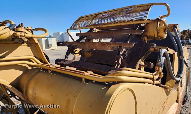 image for item KC9411 1985 Caterpillar 613C  elevating scraper