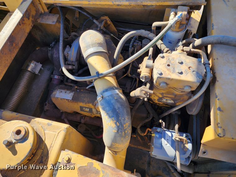 image for item KC9411 1985 Caterpillar 613C  elevating scraper