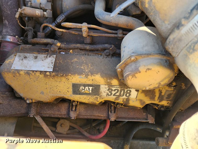 image for item KC9411 1985 Caterpillar 613C  elevating scraper