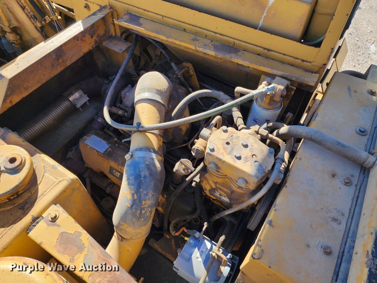 image for item KC9411 1985 Caterpillar 613C  elevating scraper