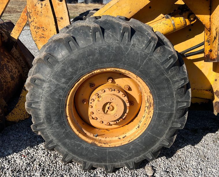 image for item KF9746 Case W14B  wheel loader