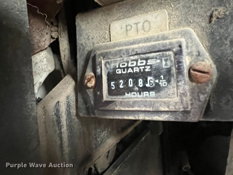 image for item KF9759 1997 Ford F800  digger derrick truck