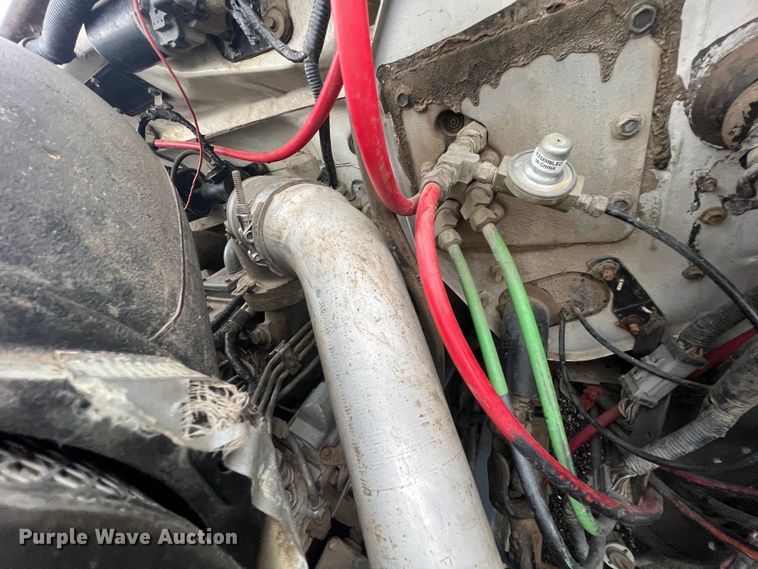 image for item KF9759 1997 Ford F800  digger derrick truck