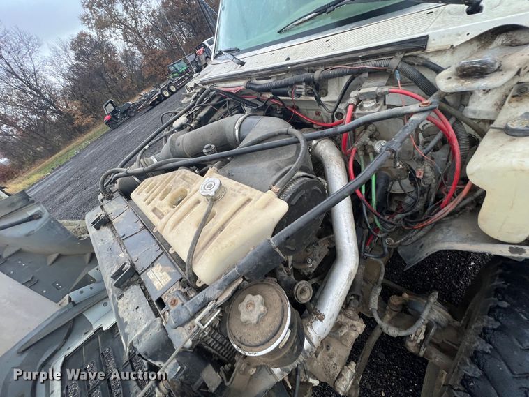 image for item KF9759 1997 Ford F800  digger derrick truck