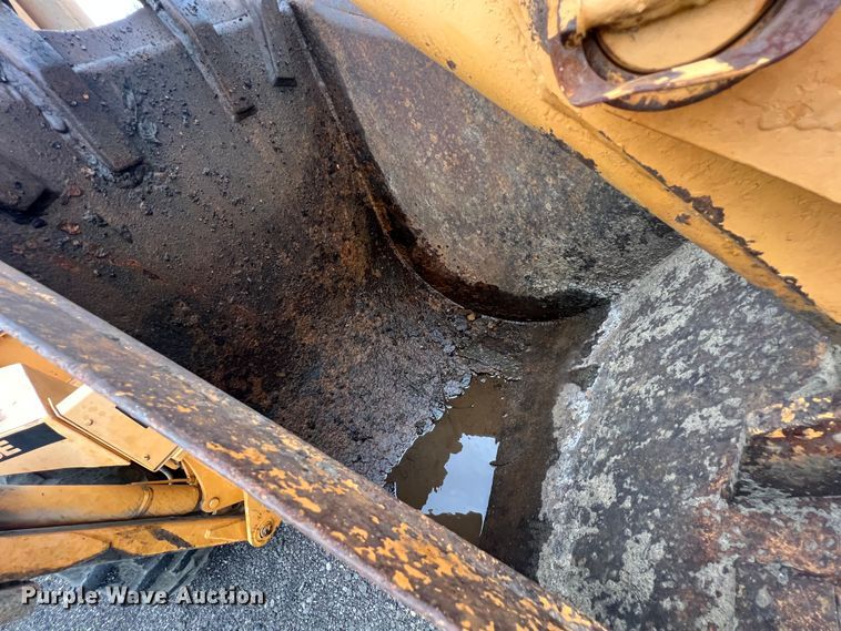 image for item KF9764 1980 Case 580C  backhoe