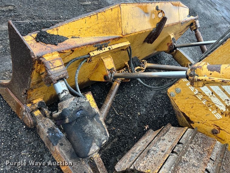 image for item KF9765 1991 Fiat-Allis 10C  dozer