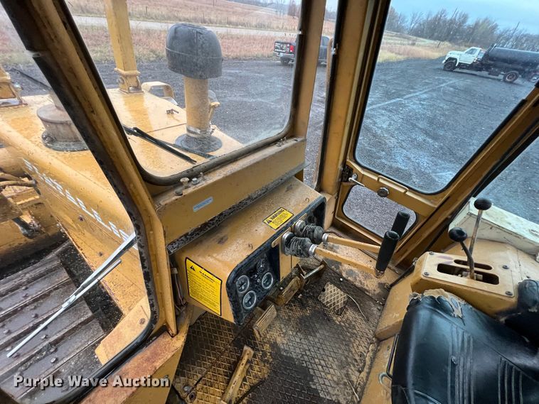 image for item KF9765 1991 Fiat-Allis 10C  dozer