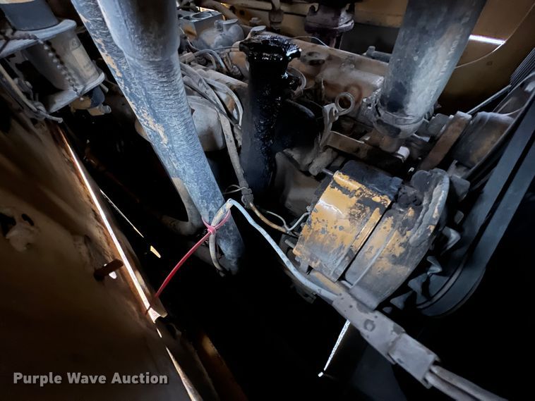 image for item KF9765 1991 Fiat-Allis 10C  dozer