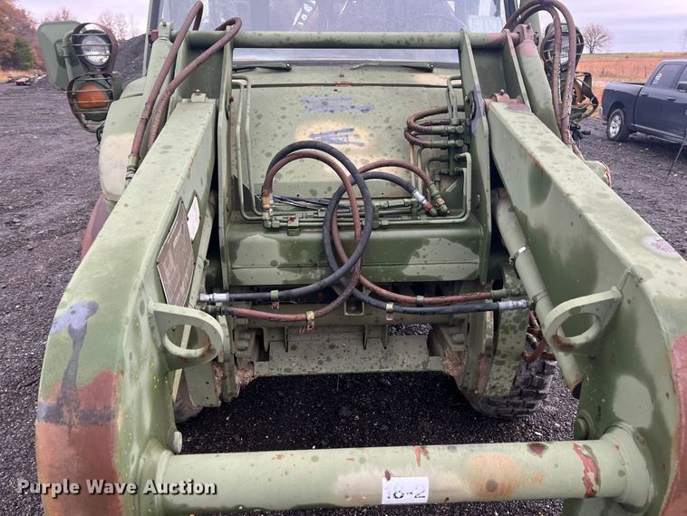 image for item KF9767 1990 Freightliner FLU419  emplacement excavator