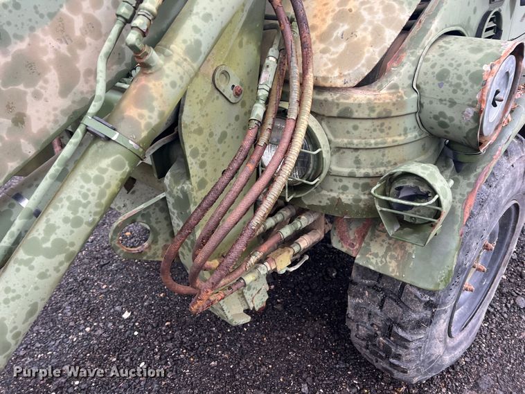 image for item KF9767 1990 Freightliner FLU419  emplacement excavator