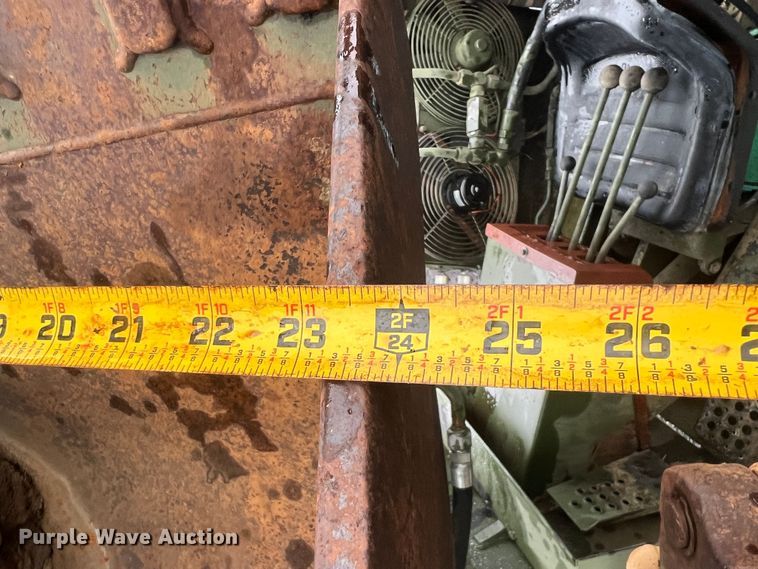 image for item KF9767 1990 Freightliner FLU419  emplacement excavator