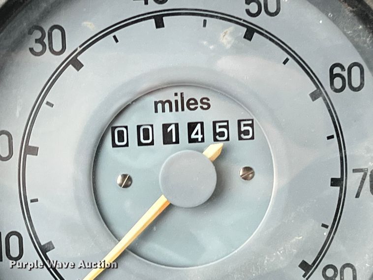 image for item KF9767 1990 Freightliner FLU419  emplacement excavator