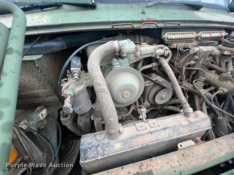 image for item KF9767 1990 Freightliner FLU419  emplacement excavator