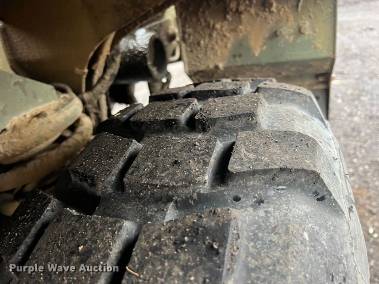 image for item KF9767 1990 Freightliner FLU419  emplacement excavator