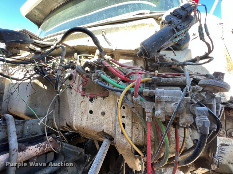 image for item KF9861 1987 Ford L8000  dump truck