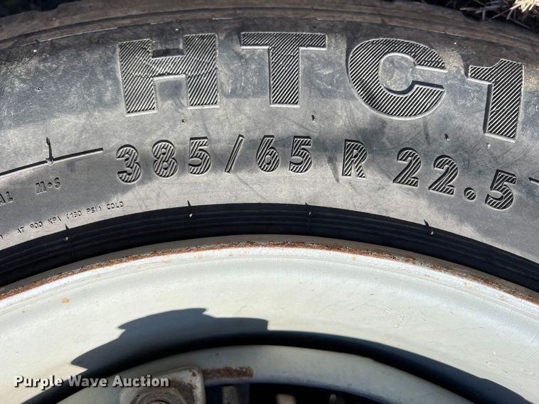 image for item KF9861 1987 Ford L8000  dump truck