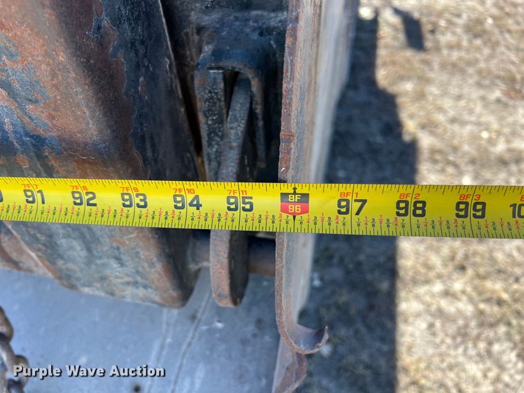 image for item KF9862 1984 Ford L8000  dump truck