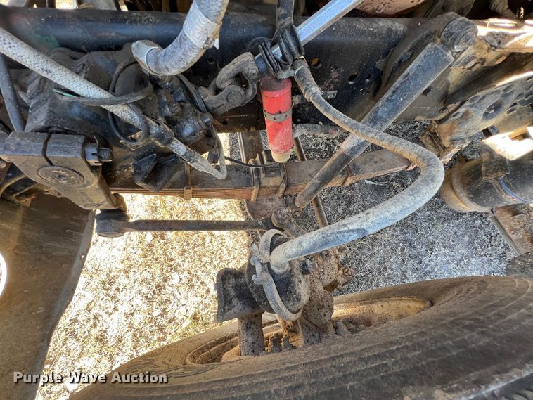 image for item KF9862 1984 Ford L8000  dump truck