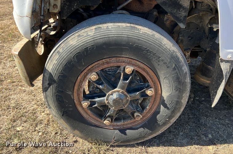 image for item KF9862 1984 Ford L8000  dump truck