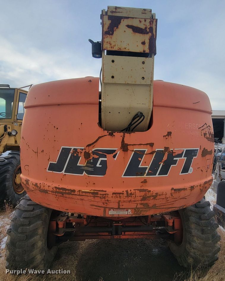 image for item KT9003 1997 JLG 600S  boom lift