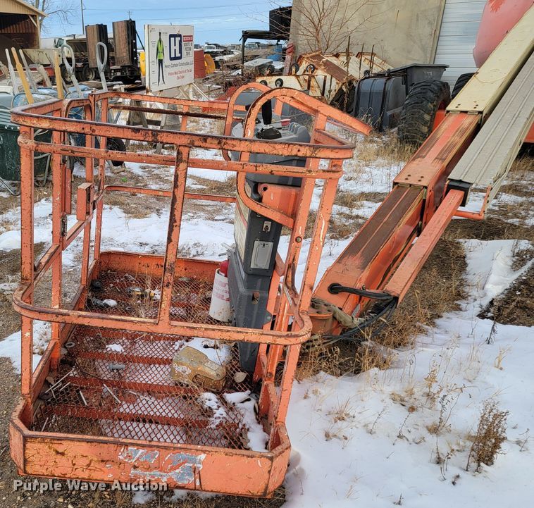 image for item KT9003 1997 JLG 600S  boom lift