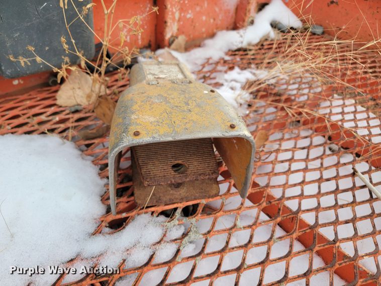 image for item KT9003 1997 JLG 600S  boom lift