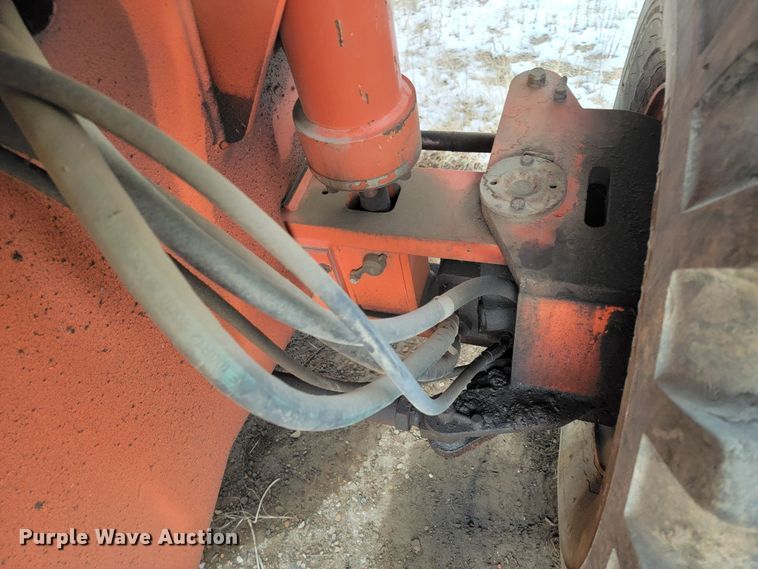 image for item KT9003 1997 JLG 600S  boom lift