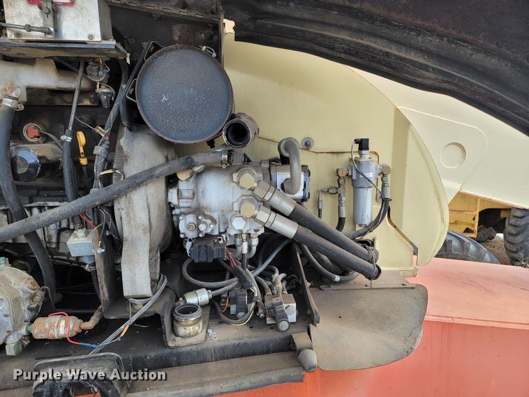 image for item KT9003 1997 JLG 600S  boom lift