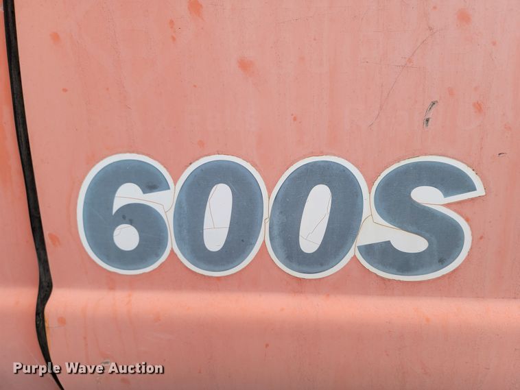 image for item KT9003 1997 JLG 600S  boom lift