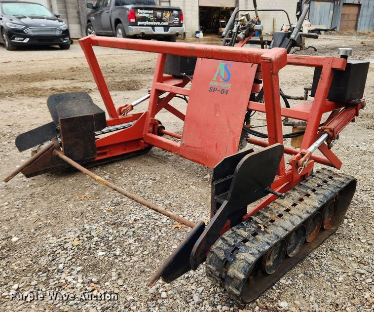 image for item KT9521 Agri-Scrape SP-04  tracked sod installer
