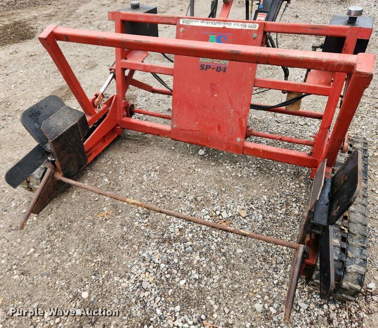 image for item KT9521 Agri-Scrape SP-04  tracked sod installer