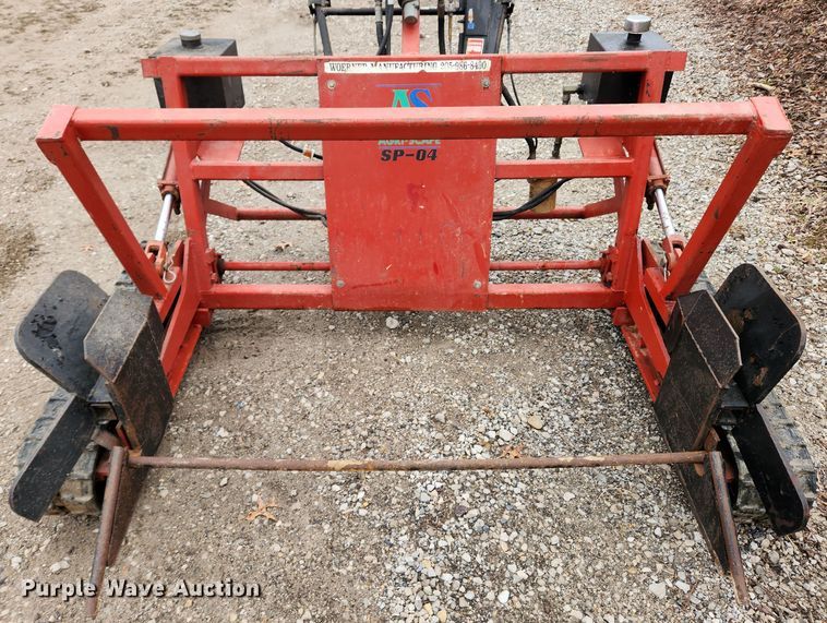 image for item KT9521 Agri-Scrape SP-04  tracked sod installer