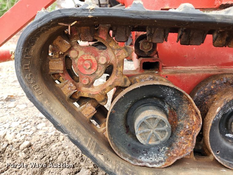 image for item KT9521 Agri-Scrape SP-04  tracked sod installer