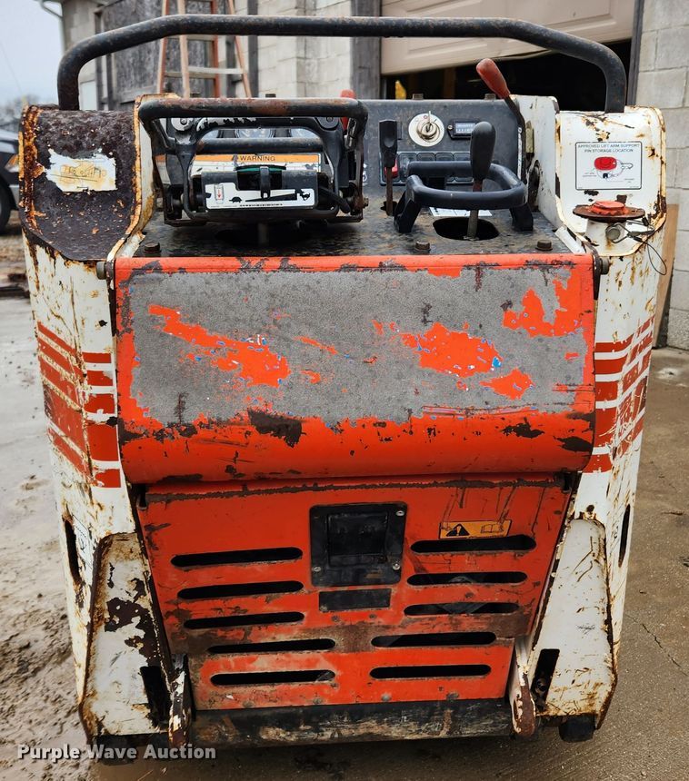 image for item KT9522 2012 Bobcat MT52  compact utility loader