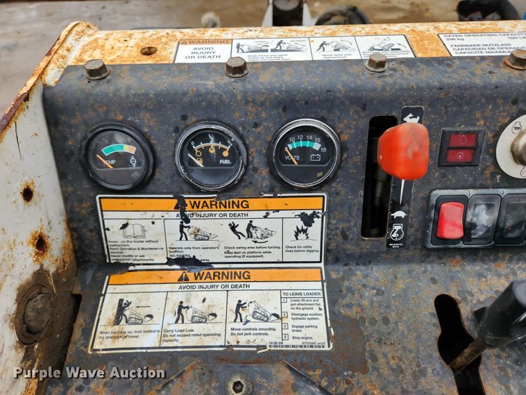 image for item KT9522 2012 Bobcat MT52  compact utility loader