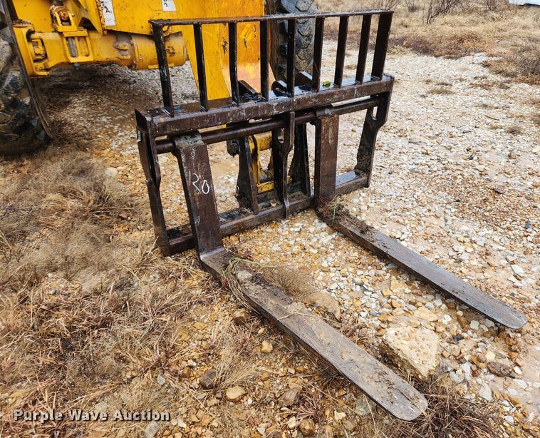 image for item KT9550 2006 JCB 506C HL  telehandler