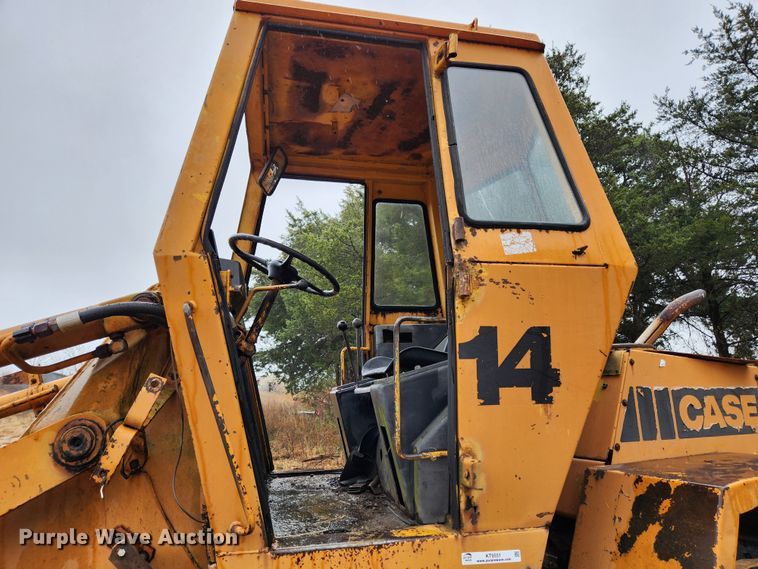 image for item KT9551 1977 Case W14  wheel loader