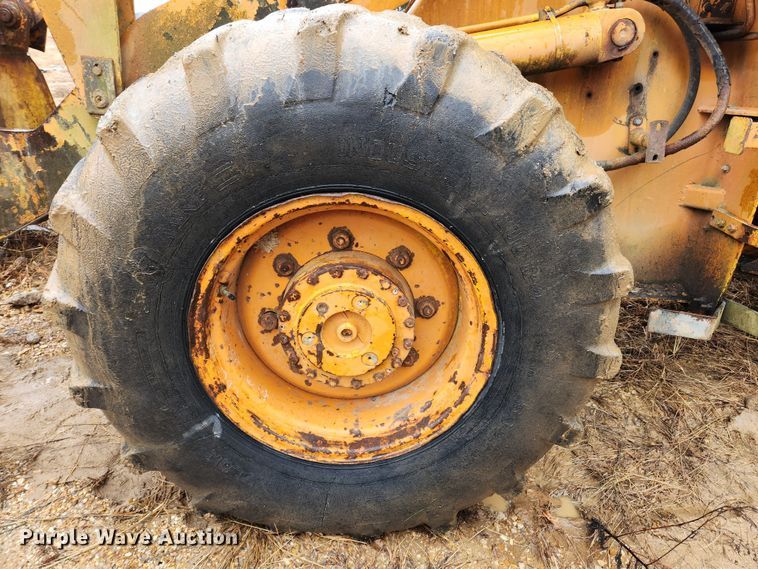 image for item KT9551 1977 Case W14  wheel loader