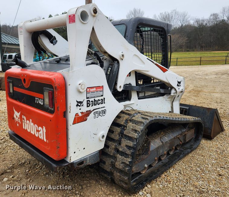 image for item KT9552 2018 Bobcat T740  tracked skid steer loader