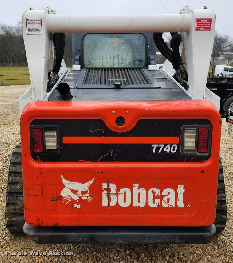 image for item KT9552 2018 Bobcat T740  tracked skid steer loader