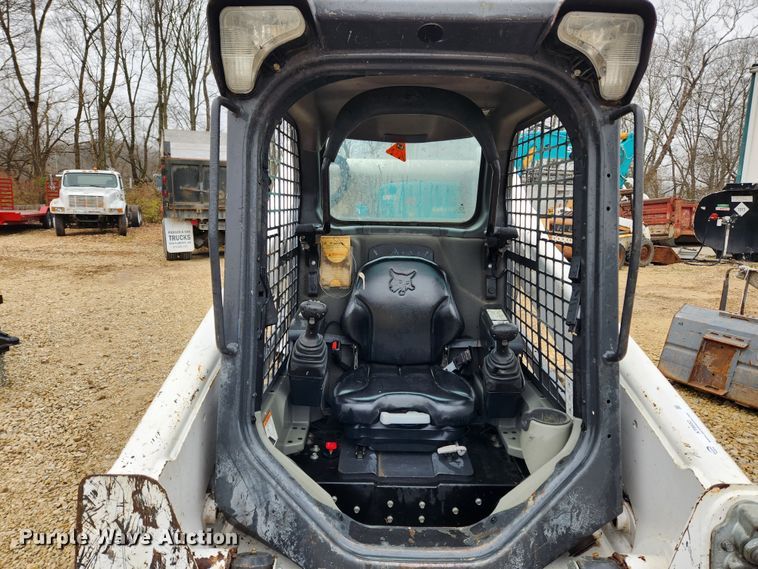 image for item KT9552 2018 Bobcat T740  tracked skid steer loader