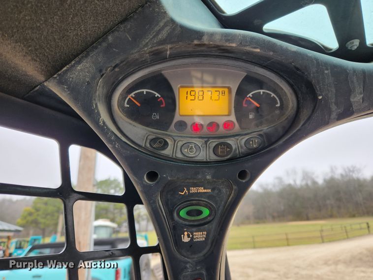 image for item KT9552 2018 Bobcat T740  tracked skid steer loader