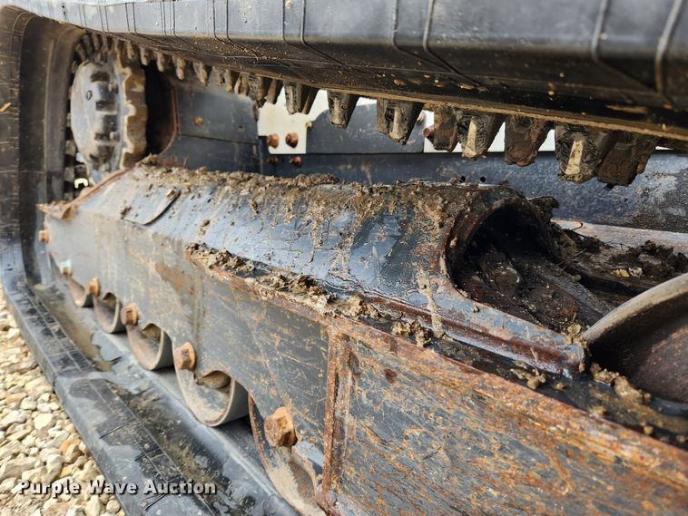 image for item KT9552 2018 Bobcat T740  tracked skid steer loader